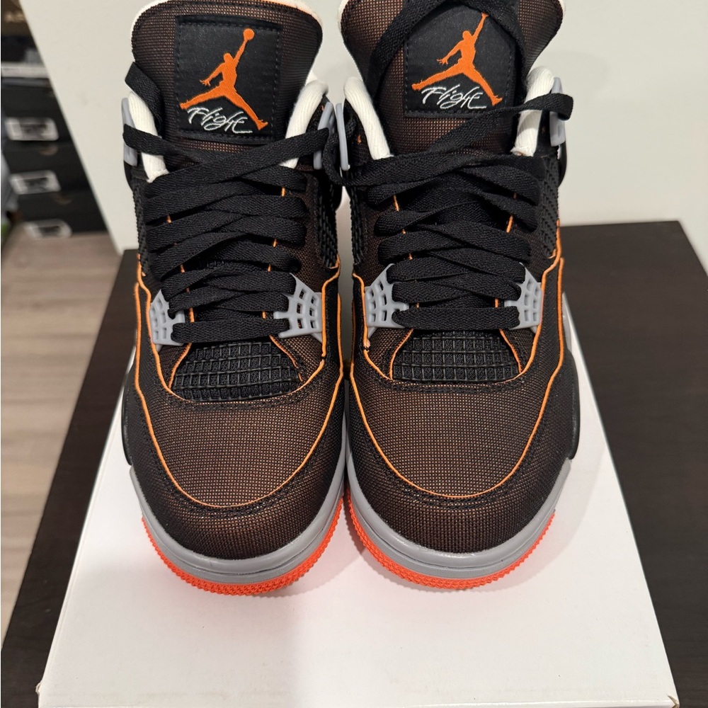 Women’s Air Jordan Retro 4 ‘Starfish’ - Picture 3 of 5